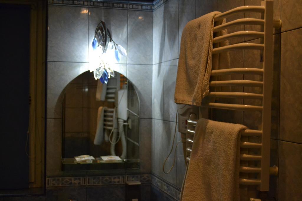 Argo Hotel Lviv Ngoại thất bức ảnh
