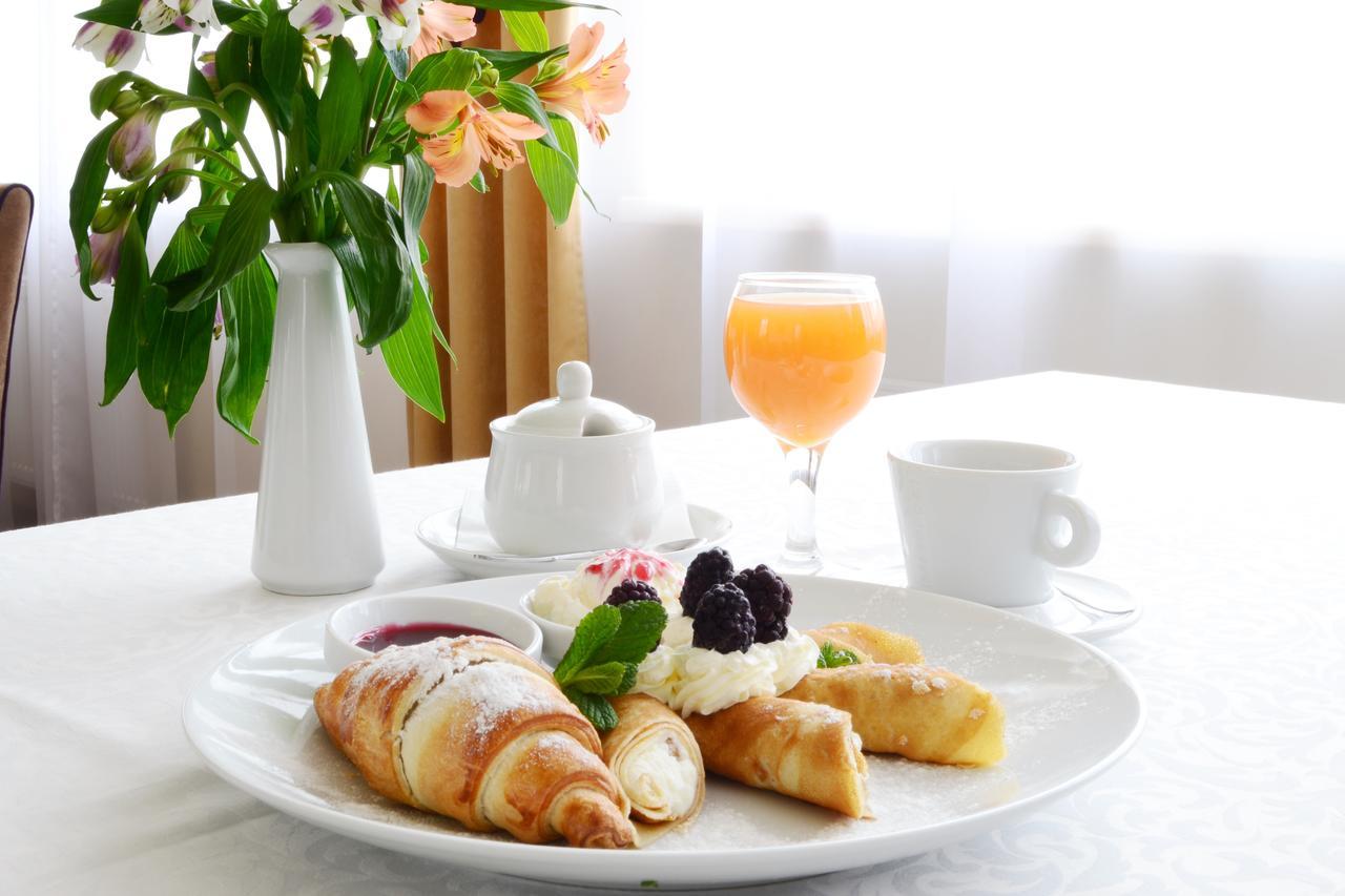 Argo Hotel Lviv Ngoại thất bức ảnh
