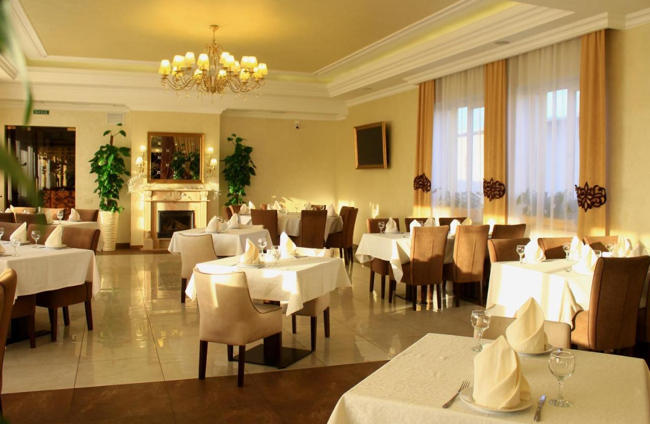Argo Hotel Lviv Ngoại thất bức ảnh