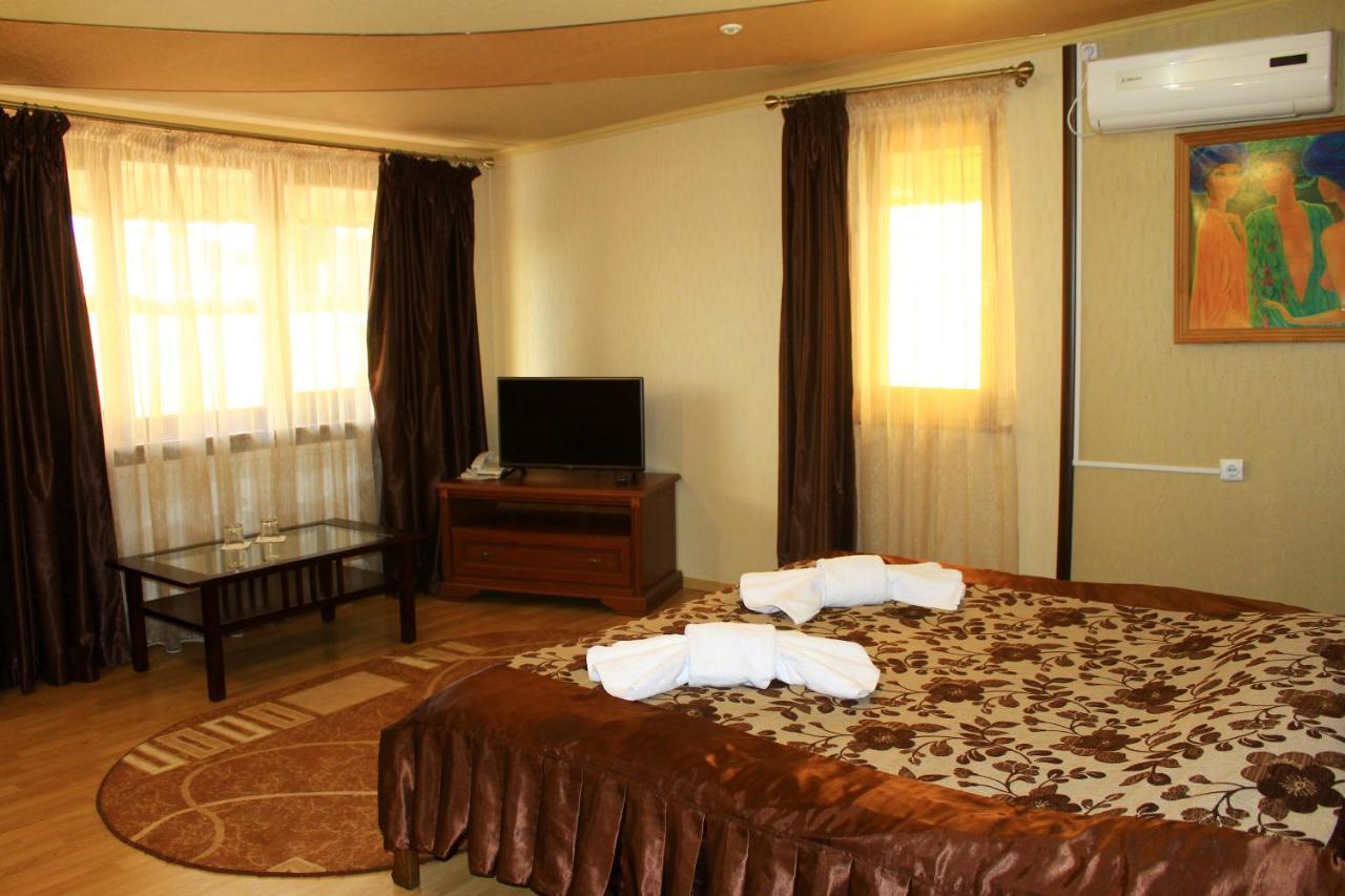 Argo Hotel Lviv Ngoại thất bức ảnh