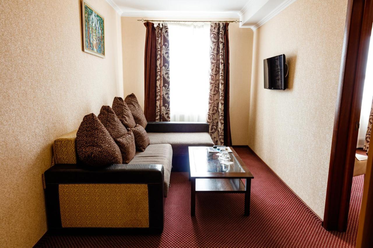 Argo Hotel Lviv Ngoại thất bức ảnh